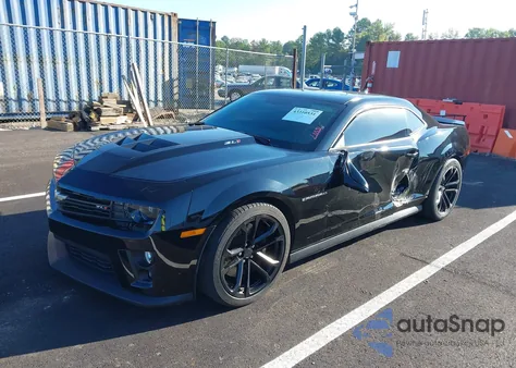 2013 Chevrolet Camaro Zl1 z USA, uszkodzony, nr VIN 2G1FZ1EP0D9803679